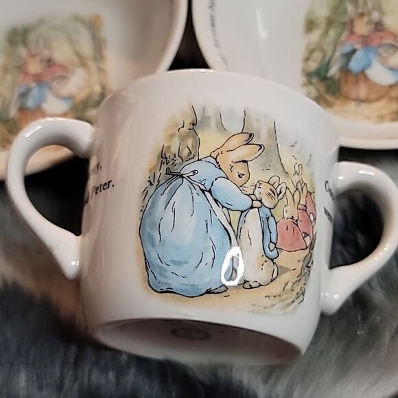 Peter Rabbit Bowls and Cup Set - Picture 2 of 9